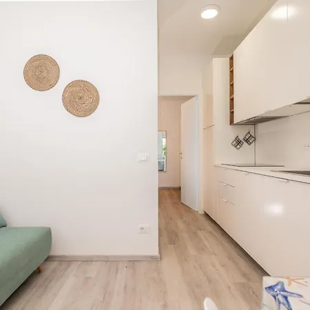 Hoomee Peschiera Del Garda Apartment