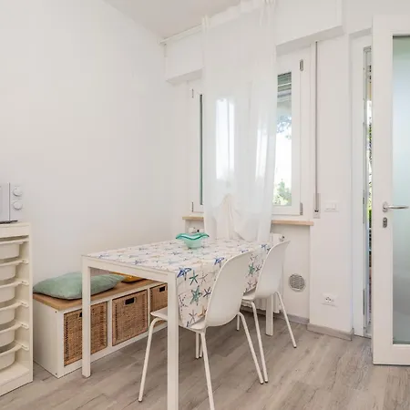 Hoomee Peschiera Del Garda Apartment